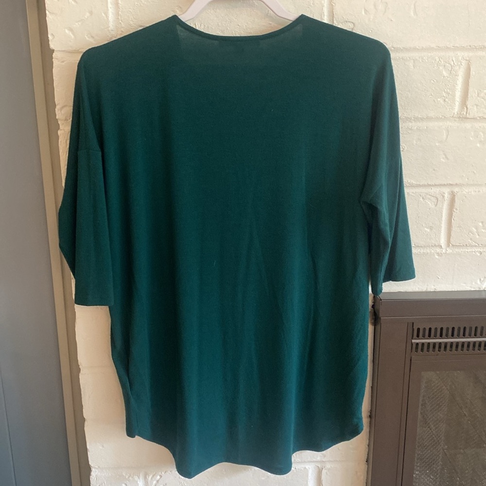 Express Ladies Top - Picture 4 of 5